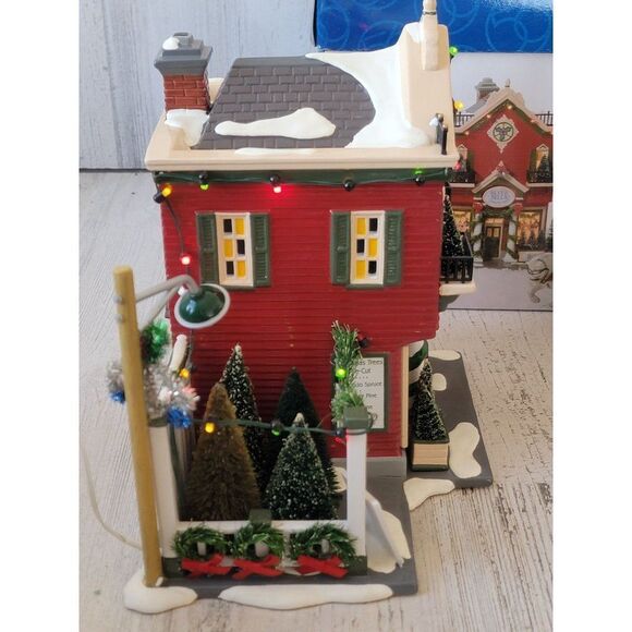 Dept 56 55040 Silver Bells Christmas Shop xmas village accessory - Picture 11 of 15